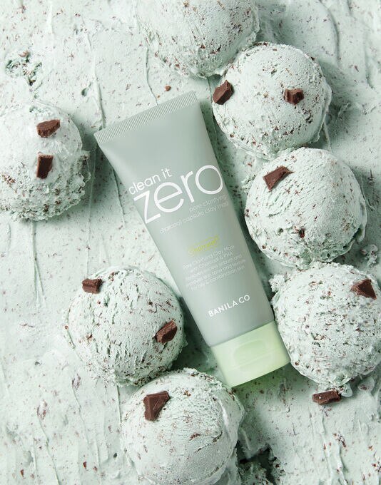 M&aacute;scara Facial Detox Argila e Carv&atilde;o Ativado Banila Co Clean it Zero